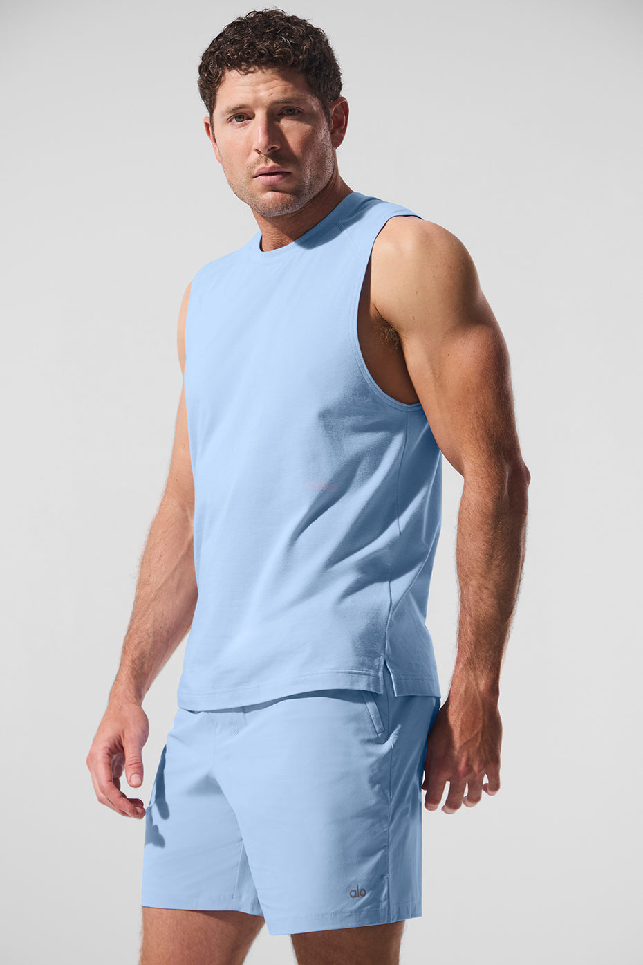 M2073R_05442_b1_s1_a1_m236