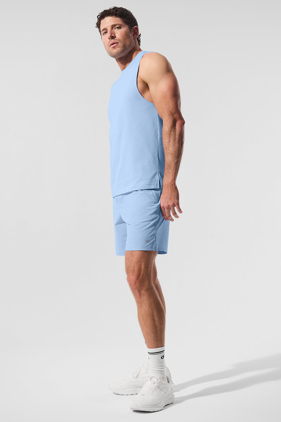 M2073R_05442_b1_s1_a5_m236