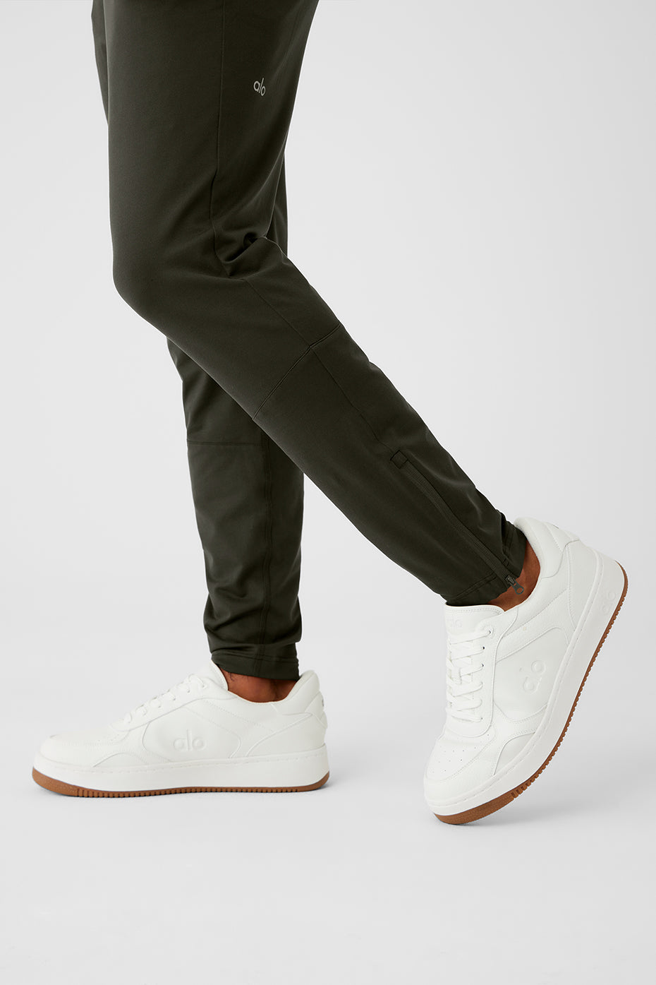 M5142R_04672_b1_s3_a5_1_m93