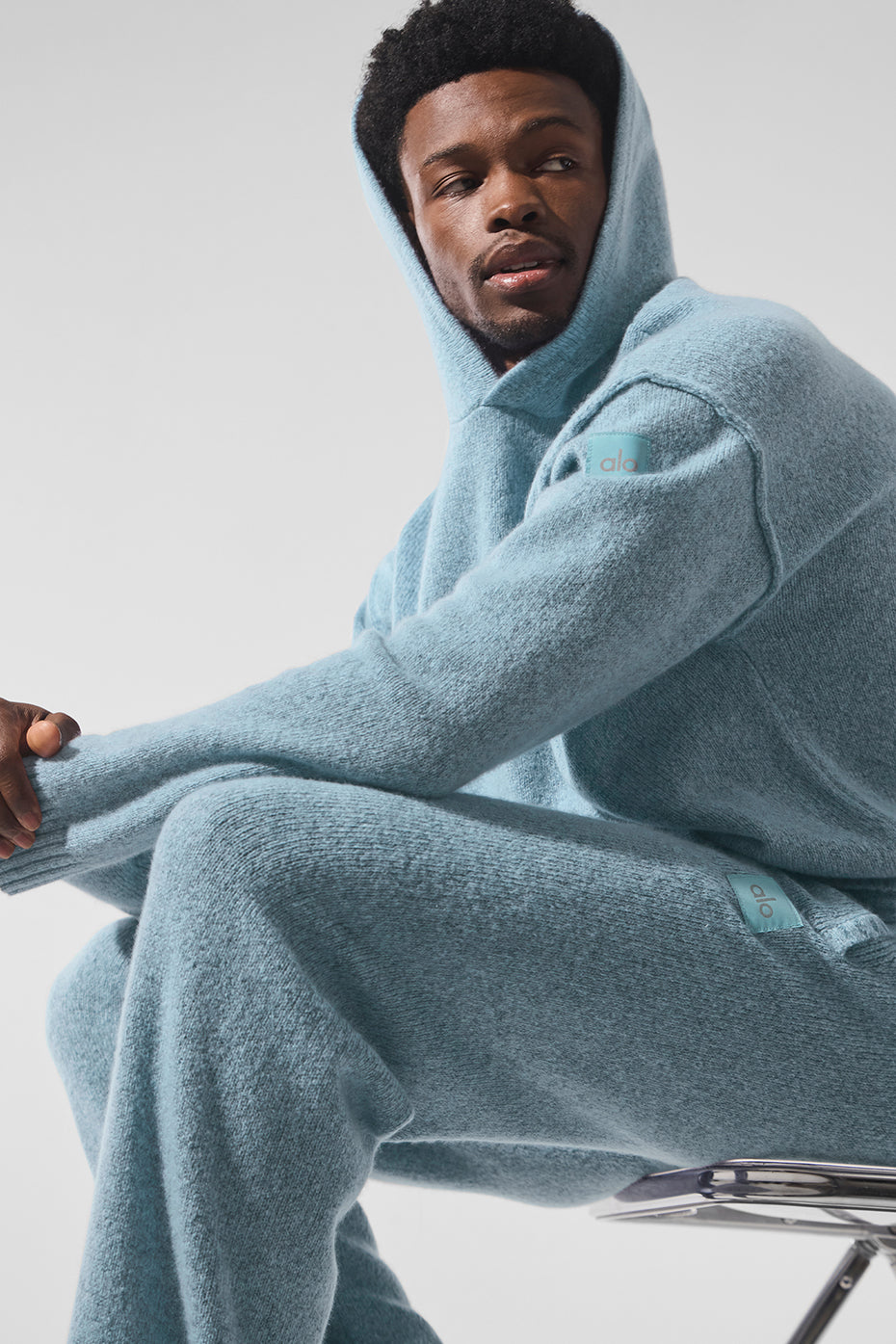 U3047R_06300_b1_s3_a3_m225