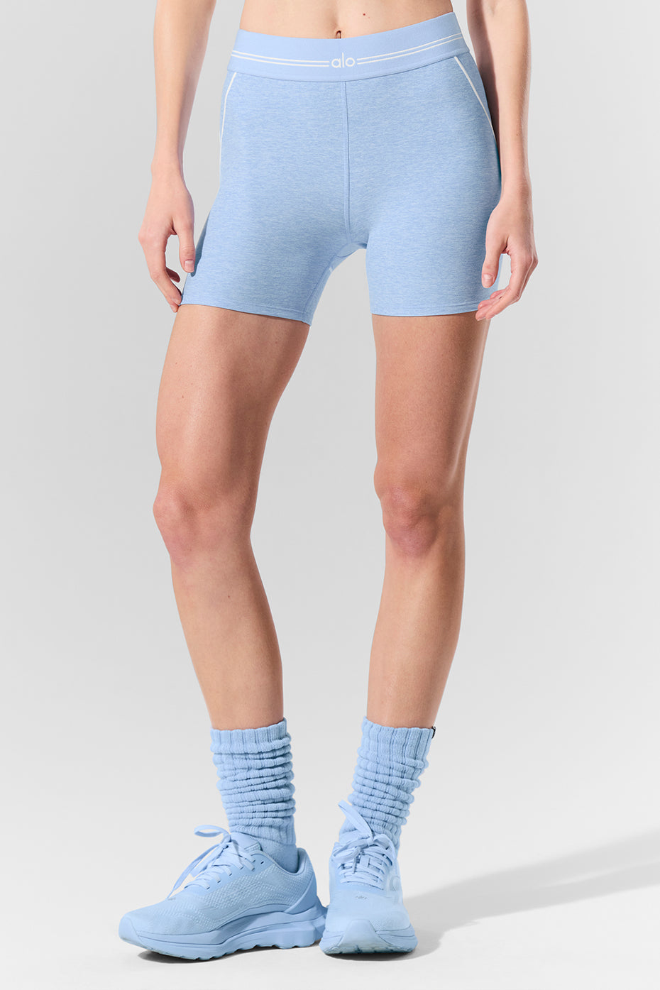 W6518R_06355_b1_s1_a1_m218